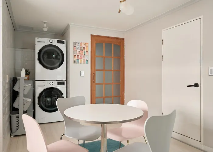 Simple Hongdae Apartment